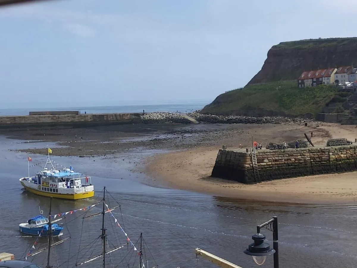 Whitby Sea View Cottage