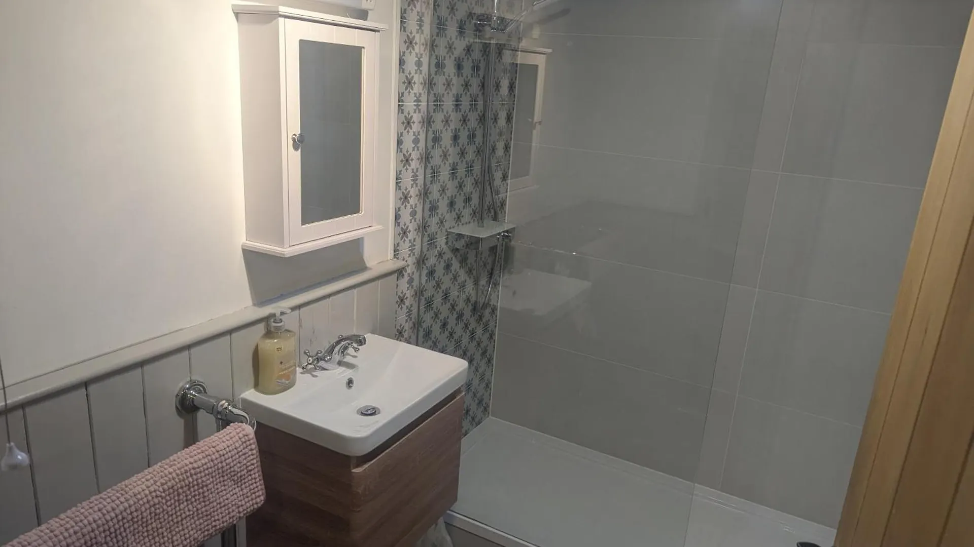 Whitby Sea View Cottage Holiday home